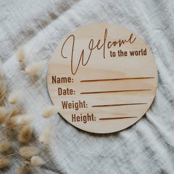 Welcome to the world (classic) Wooden Announcement Disc